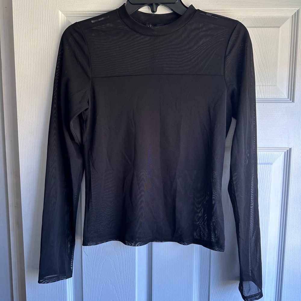Black mesh long sleeve NWT